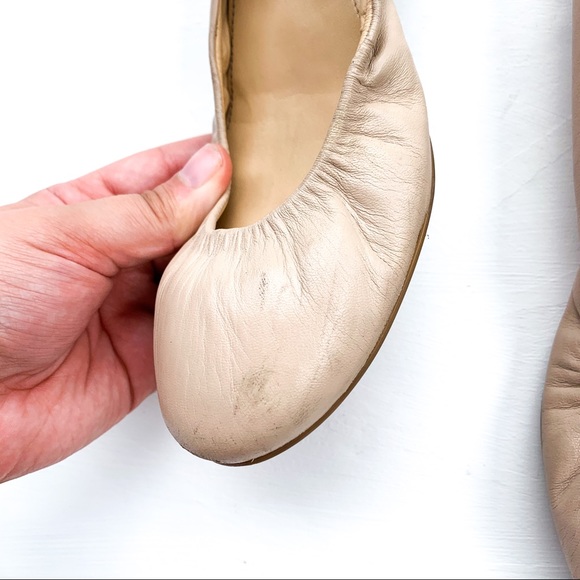 Elegant Tan Women's Ballet Flats - Picture 5 of 8